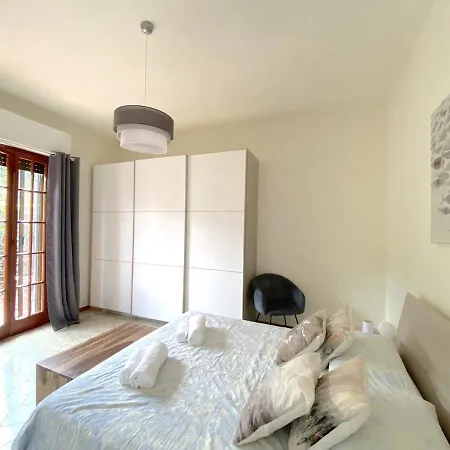 Dei Marmi With Large Private Garden, Near The Holiday home Forte dei Marmi